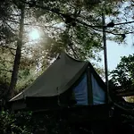 Glamping Bell Tent Robinson