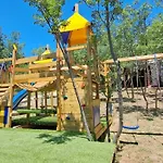Glamping Bell Tent Robinson