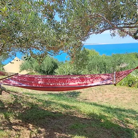 Luksuzni šator Glamping Bell Tent Robinson Ljubac (Zadar)