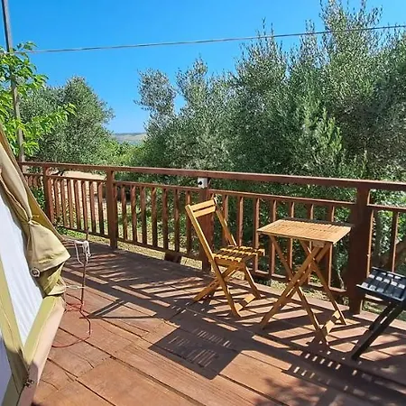 Glamping Bell Tent Robinson *