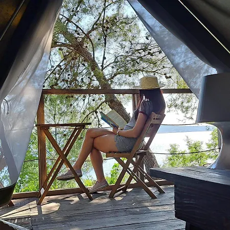 אוהל מפואר Glamping Bell Tent Robinson Ljubač