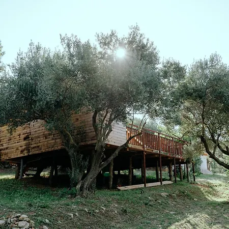 Glamping Bell Tent Robinson אוהל מפואר Ljubač